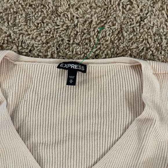 Express - Picture 5 of 6